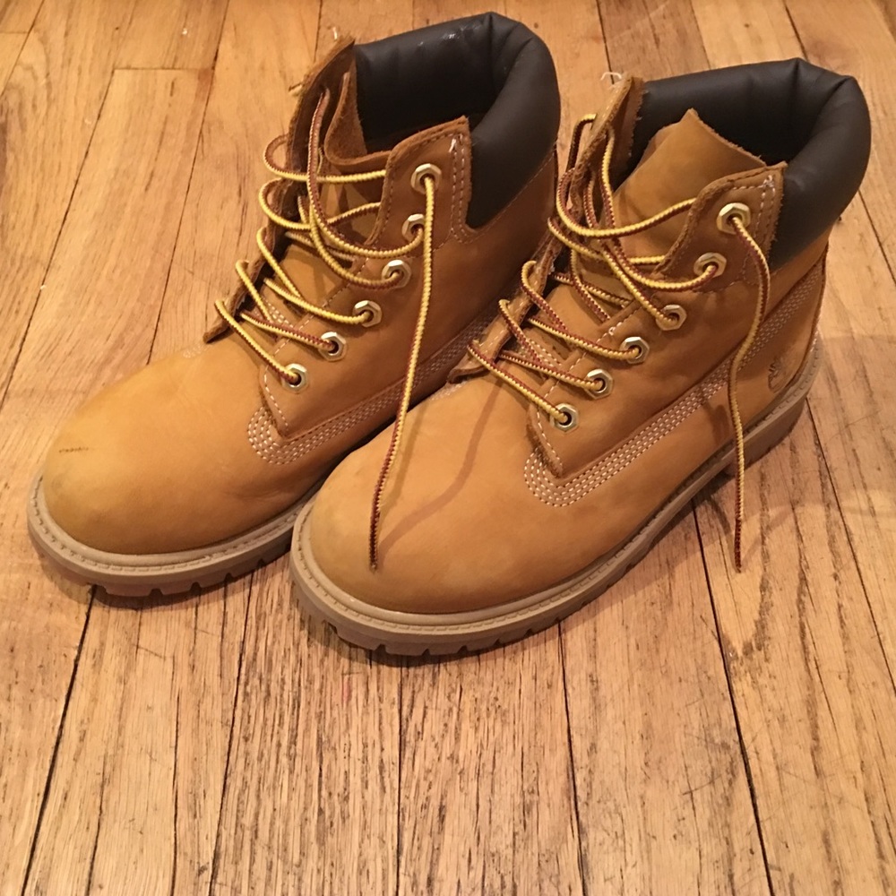 Youth Timberland 6-inch Classic Boot